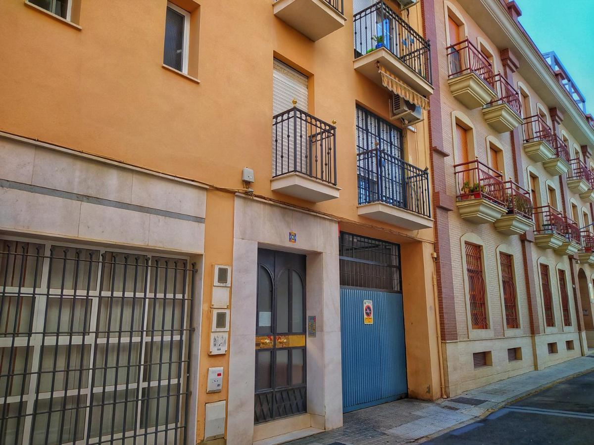 Apartamento Con Parking Gratis En Centro, Merced Apartment Huelva Luaran gambar