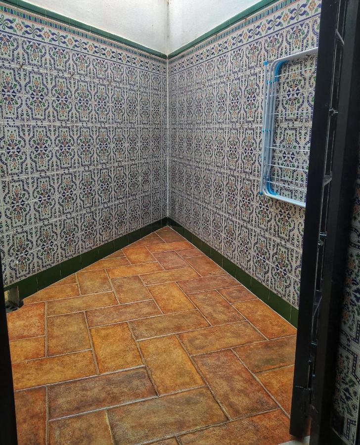 Apartamento Con Parking Gratis En Centro, Merced Apartment Huelva Luaran gambar